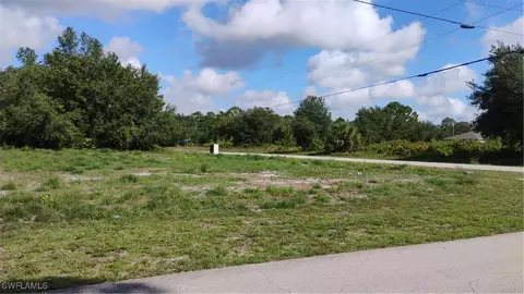 536 Parker Ave S, Lehigh Acres, FL 33974