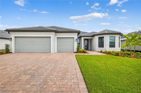 17031 Bishop Blvd, Alva, FL 33920