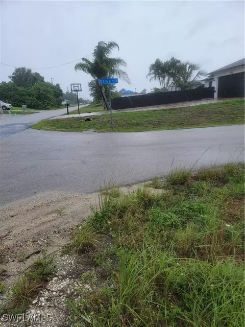 3114 5th St SW, Lehigh Acres, FL 33976