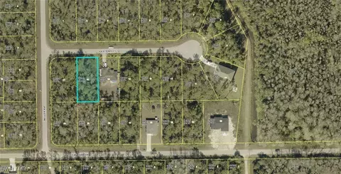 187 Victory Ct, Lehigh Acres, FL 33972