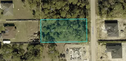 305 Carolina Way, Lehigh Acres, FL 33936