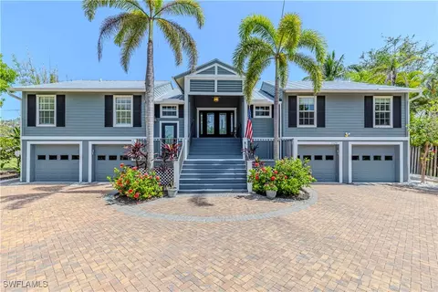 4429 Tarpon Ave, Bonita Springs, FL 34134