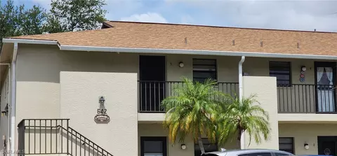 642 SE 13th Pl #5, Cape Coral, FL 33990