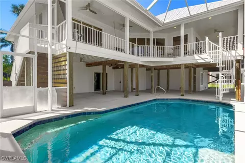 1564 Middle Gulf Dr, Sanibel, FL 33957