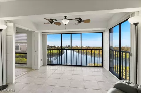 21420 Bay Village Dr #211, Fort Myers Beach, FL 33931