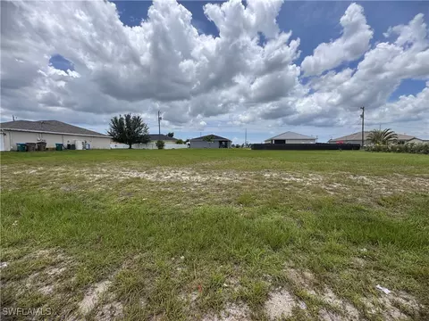 1908 NE 1st Ave, Cape Coral, FL 33909