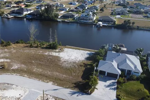 3506 NW 23rd St, Cape Coral, FL 33993