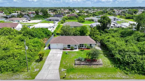 5538 Brookfield St, Lehigh Acres, FL 33971