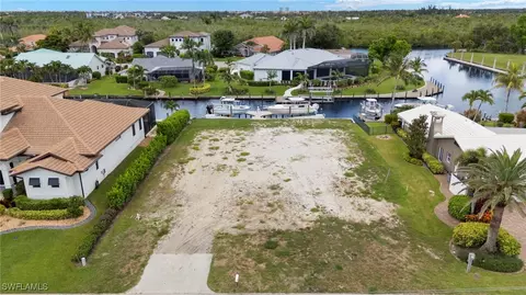 6708 Griffin Blvd, Fort Myers, FL 33908