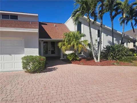 5332 SW 11th Pl, Cape Coral, FL 33914