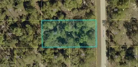 1003 Abbott Ave, Lehigh Acres, FL 33972