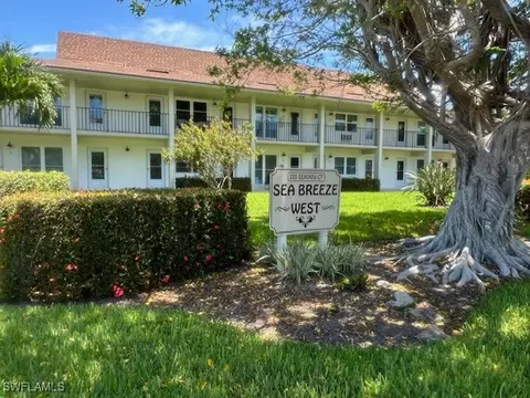 235 Seaview Ct #D2, Marco Island, FL 34145