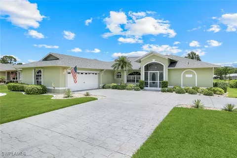 7563 Woodland Bend Cir, Fort Myers, FL 33912