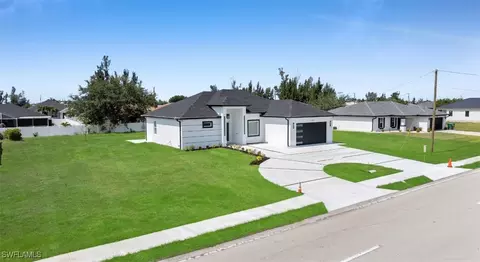 2824 Tropicana Pkwy W, Cape Coral, FL 33993