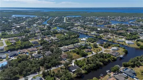 17356 Gulfspray Cir, Port Charlotte, FL 33948