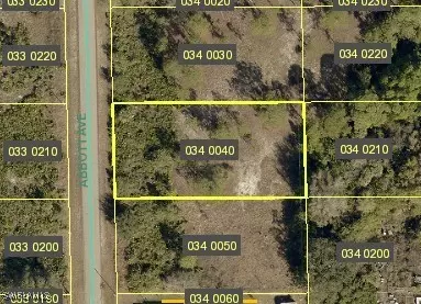 616 Abbott Ave NW, Lehigh Acres, FL 33972