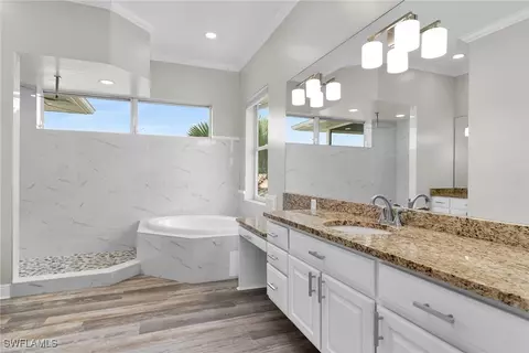 4975 Mederia Ln, Estero, FL 33928 photo 9