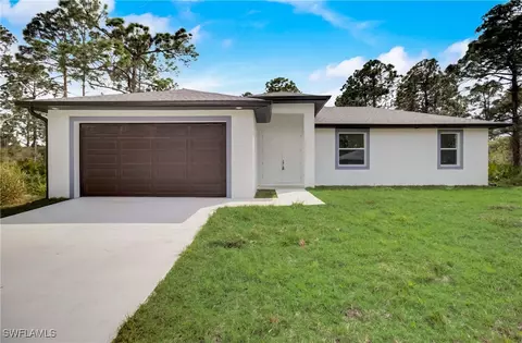 2109 Jefferson Ave, Alva, FL 33920