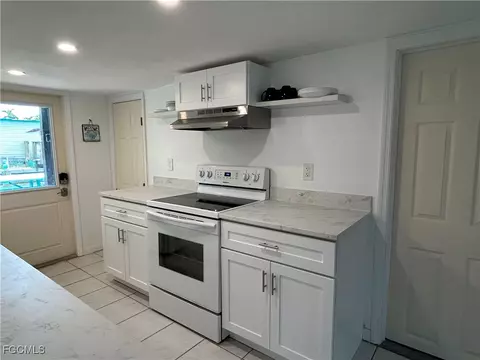 2595 Pine St, Matlacha, FL 33993 photo 11