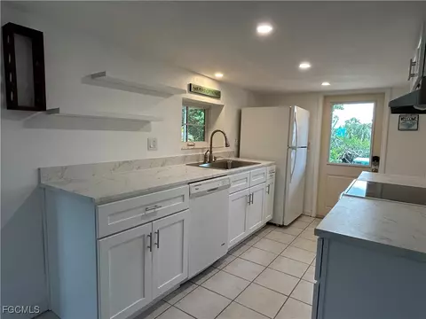 2595 Pine St, Matlacha, FL 33993 photo 9