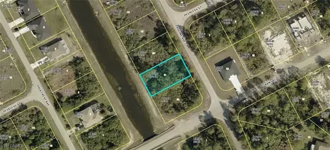 394 Pauline Ave, Lehigh Acres, FL 33974