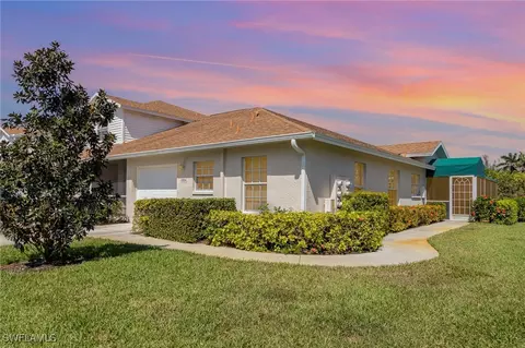 367 Dover Pl #1006, Naples, FL 34104