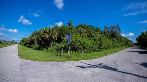 2001 E 5th St, Lehigh Acres, FL 33936 photo 10
