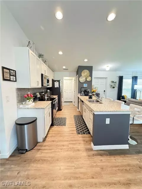 3006 Base Ct, Labelle, FL 33935 photo 10