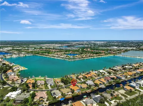 5561 Harborage Dr, Fort Myers, FL 33908