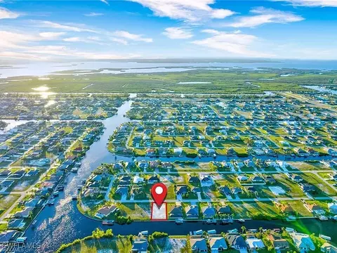 415 NW 35th Pl, Cape Coral, FL 33993