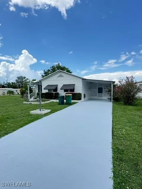 6 Saint Tropez Dr, Naples, FL 34112