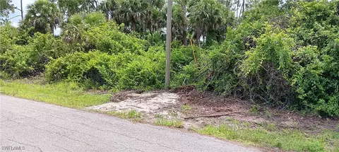 610 Wabasso Ave S, Lehigh Acres, FL 33974