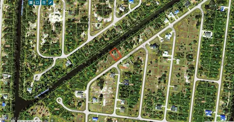 153 Theresa Blvd, Port Charlotte, FL 33954