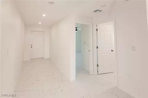 215 Nautilus Ave, Labelle, FL 33935 photo 4