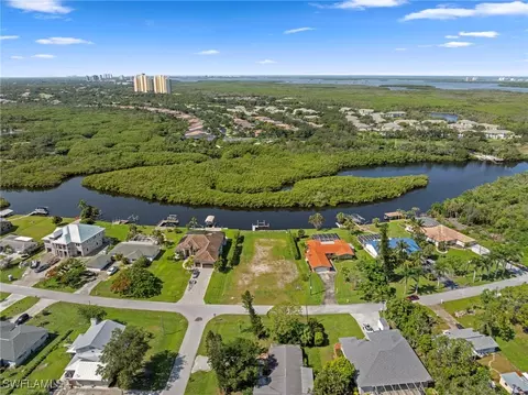4947 Riverside Dr, Estero, FL 33928 photo 5