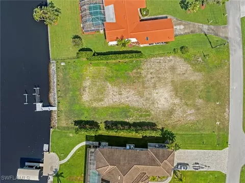 4947 Riverside Dr, Estero, FL 33928 photo 8