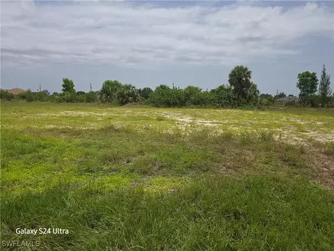4123 NE 9th Ave, Cape Coral, FL 33909