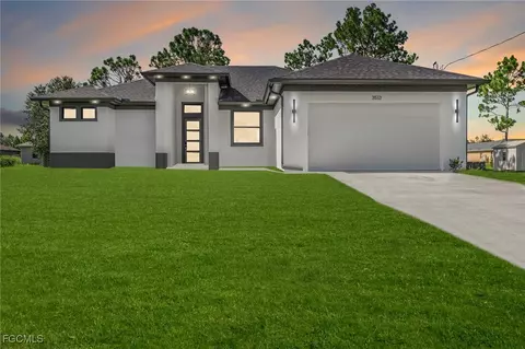 3513 41st St SW, Lehigh Acres, FL 33976