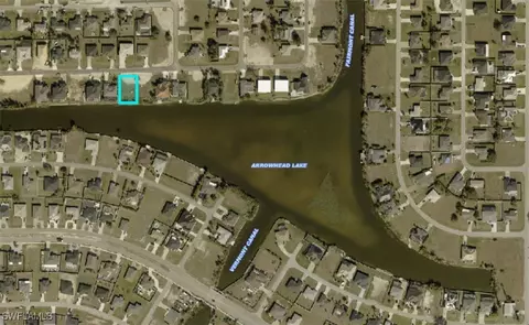 408 NE 9th St, Cape Coral, FL 33909