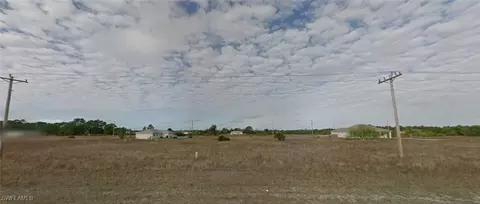 914 Columbus Blvd S, Lehigh Acres, FL 33974