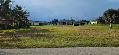 52285230 Bristo St, Lehigh Acres, FL 33971