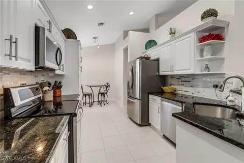 9146 Springview Loop, Estero, FL 33928 photo 12