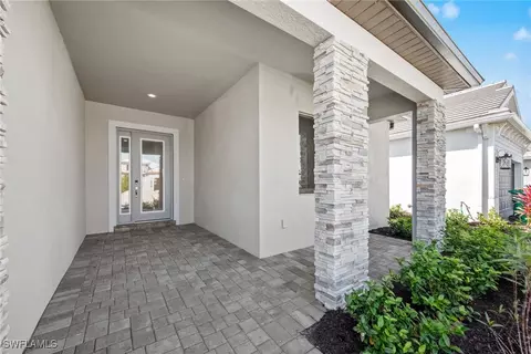 3945 Perseus St, Naples, FL 34120 photo 2