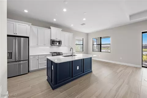 3945 Perseus St, Naples, FL 34120 photo 6