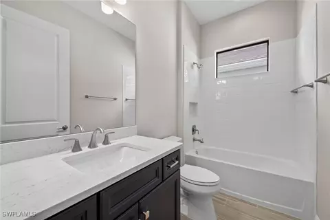 3945 Perseus St, Naples, FL 34120 photo 4