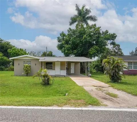 12613 5th St, Fort Myers, FL 33905