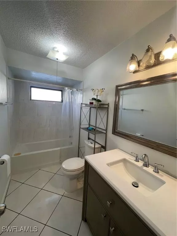  614 SW 23rd St, Cape Coral, FL 33991 photo 5