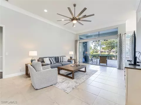 19319 Silver Oak Dr, Fort Myers, FL 33967