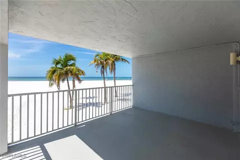 2560 Estero Blvd #1B, Fort Myers Beach, FL 33931