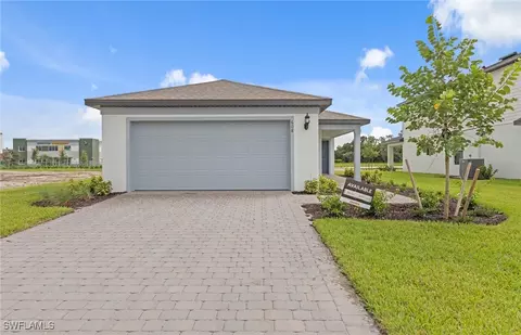 608 Lakeside Oasis Ave, Lehigh Acres, FL 33974